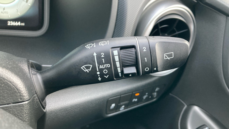 Hyundai KONA 100kW Premium 39kWh 5dr Auto Electric Hatchback